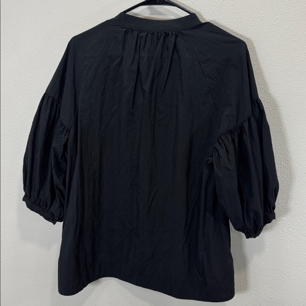 Fibflx Collarless V Neck T Shirt With Pleated Sleeves — image 6 of 8